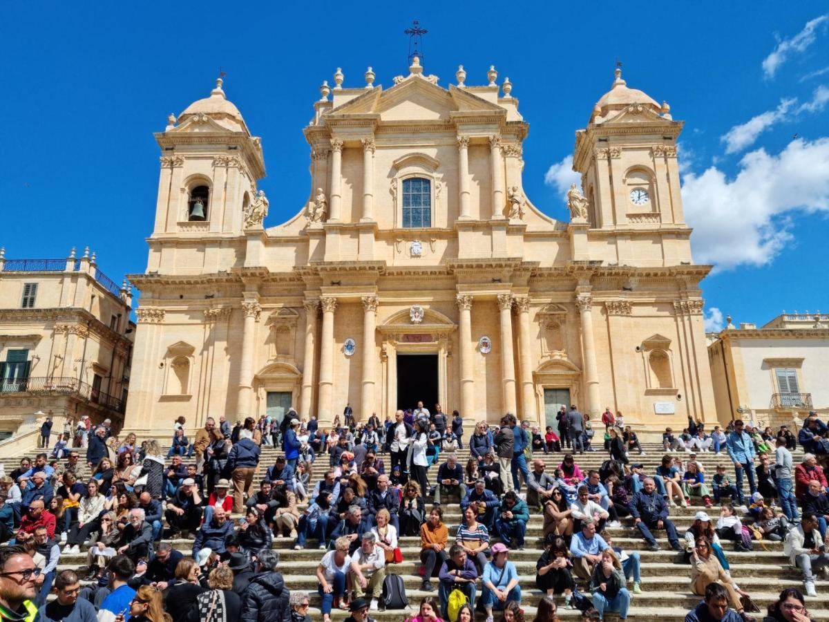 Casa Bommegna Villa Noto Eksteriør bilde